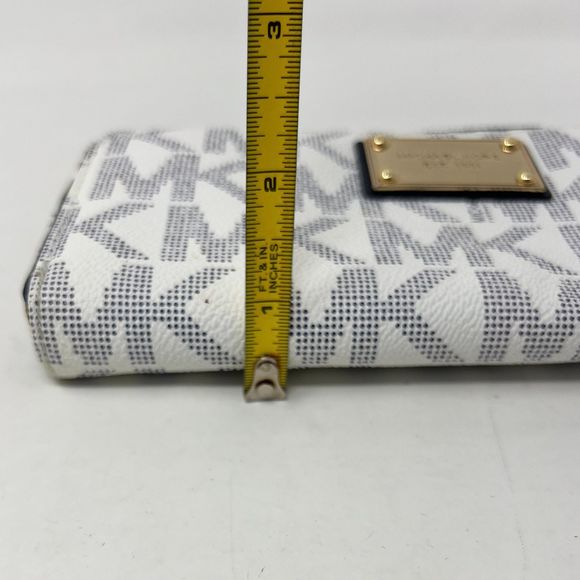 Michael Kors Jet Set wallet Continental Logo signature zip large checkbook ID - Picture 8 of 16